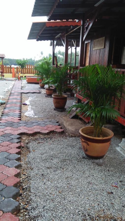 Chalet Kb Wakaf Kayu Kota Bharu Bagian luar foto